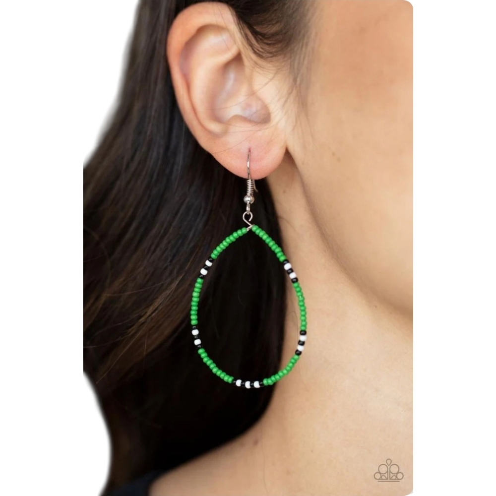 Paparazzi Green Earrings NIP